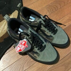 NEW Vans Custom Old Skool MTE PRIMALOFT